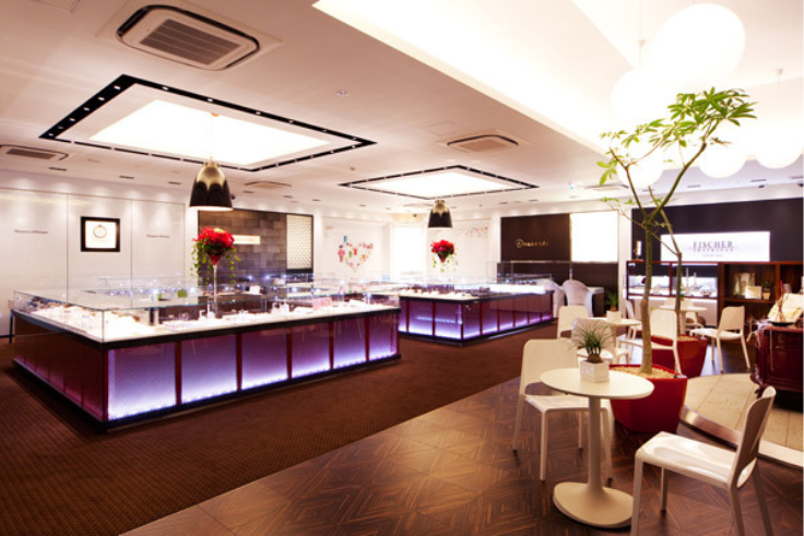 関西・大阪最大級のジュエリーショップ"garden 本店"