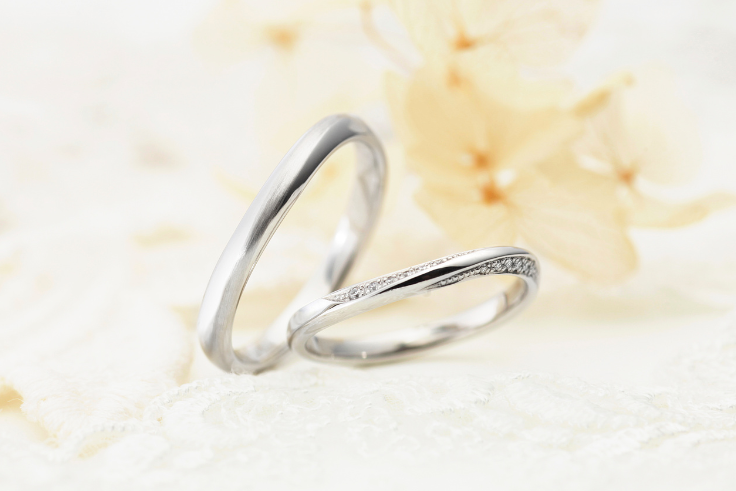 結婚指輪　選び方　ダイヤモンド　プラチナ　K18ゴールド　イエロー　ピンク　ホワイト