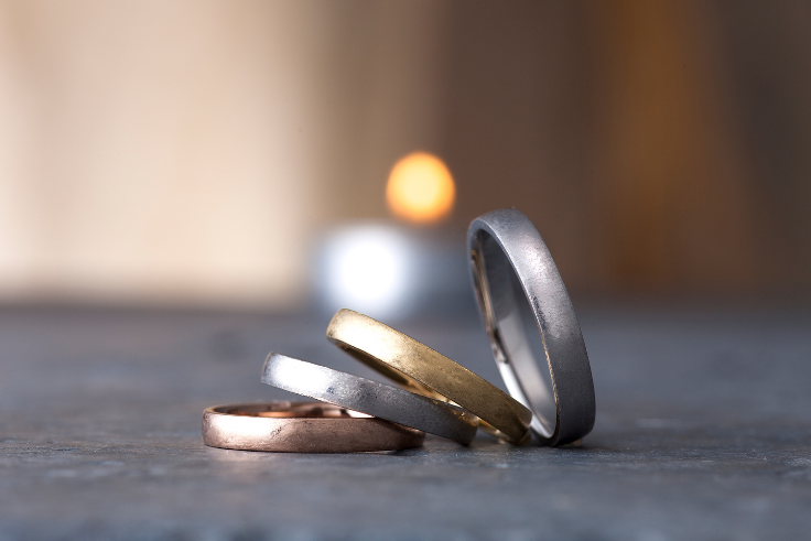 かっこいい　結婚指輪　ペア　おそろい　ノイシュプール